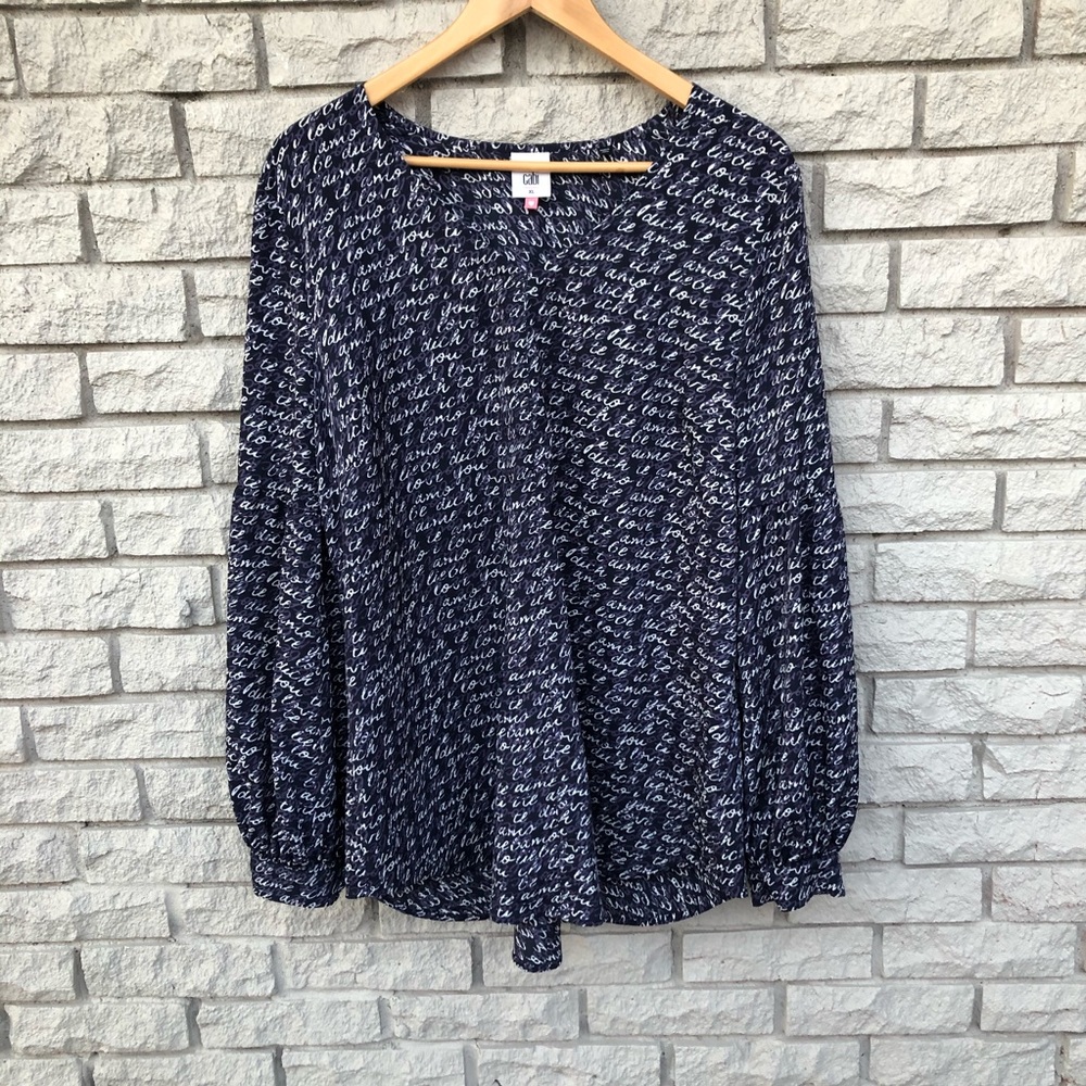 Cabi Te Amo All Over Script Blouse XL 5336 XL